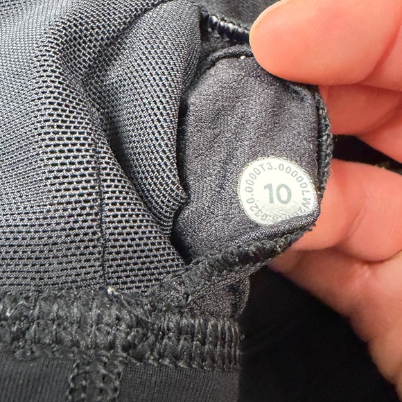 Lululemon Black Long Line Strappy Sports Bra Size 10 - Picture 7 of 7